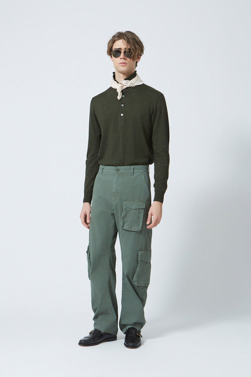 DEPARTMENT FIVE Service Cargo